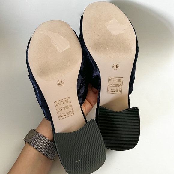 SOLE SOCIETY Blue Velvet Bow Slide Sandals 9.5 - Picture 3 of 5